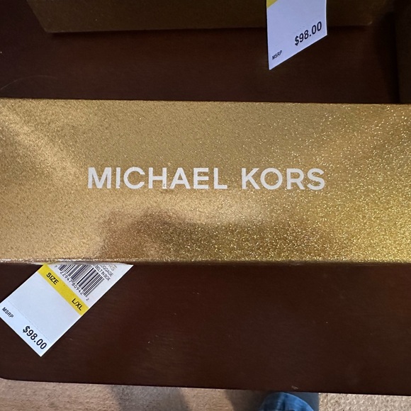 Michael Kors Belt - Picture 2 of 2